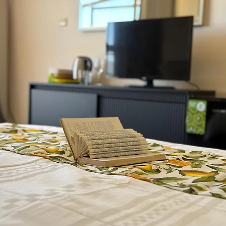 Golden Lemon * Warna